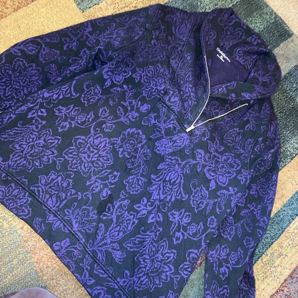 Women’s sweater